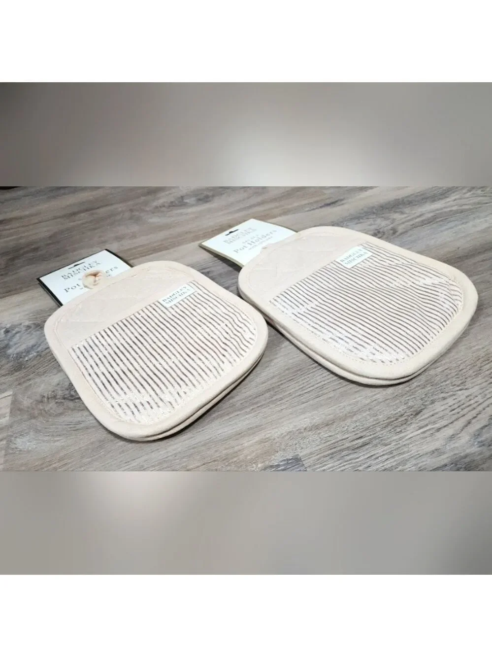 Badgley Mischka Two Sets of Two Pot Holders with Silicone - New With Tags